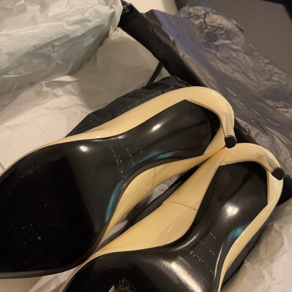 YVSL Saint Laurent Vernis Chiffon Pump - Picture 5 of 9